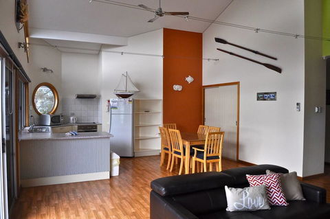 Rest A Shore Coffin Bay - Australia Shopping 6