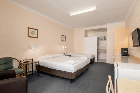 Blue Seas Motel - Accommodation Australia 1