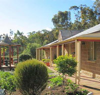 Riesling Trail  Clare Valley Cottages - Australia Shopping