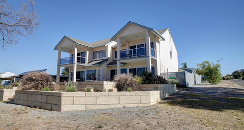 Bay Bliss - Australia Shopping 4