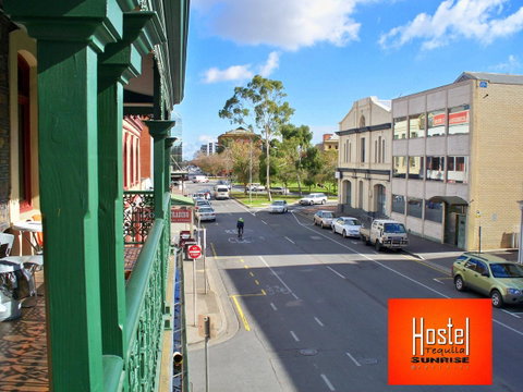 Tequila Sunrise Hostel Adelaide - Bed n Breakfasts 6