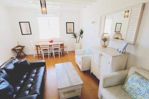 Caledonian Inn - Local Tourism 17