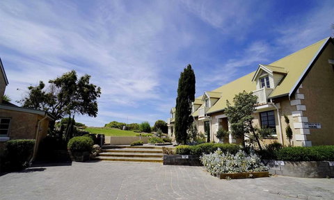 Caledonian Inn - Local Tourism 0