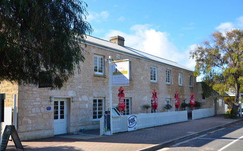 Caledonian Inn - Local Tourism 28