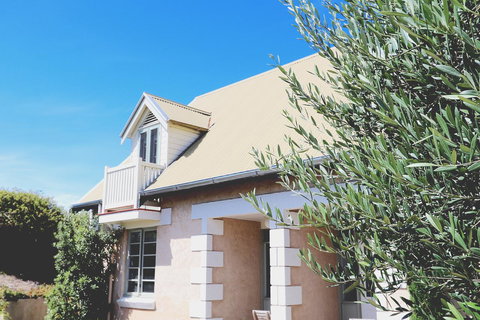 Caledonian Inn - Local Tourism 13