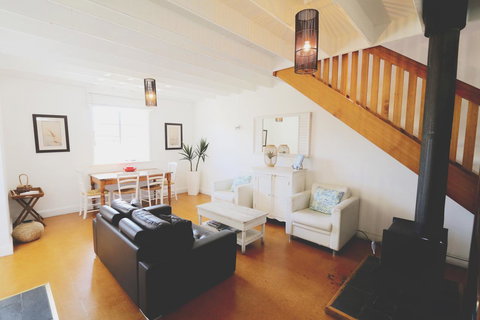 Caledonian Inn - Local Tourism 27