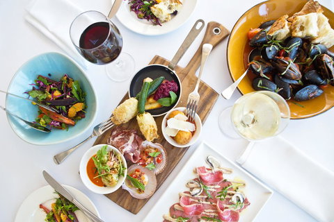 Adelaide Luxury Beach House - Accommodation Australia 29