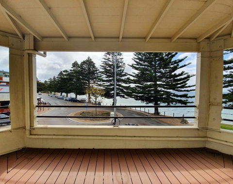 Pier Hotel Port Lincoln - Accommodation Australia 13