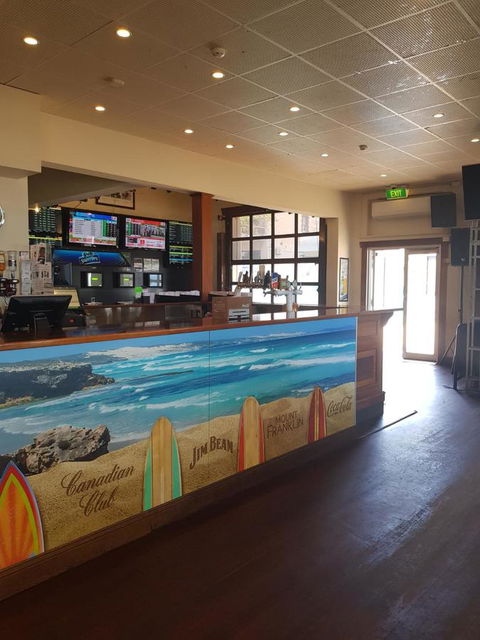 Pier Hotel Port Lincoln - Accommodation Australia 2