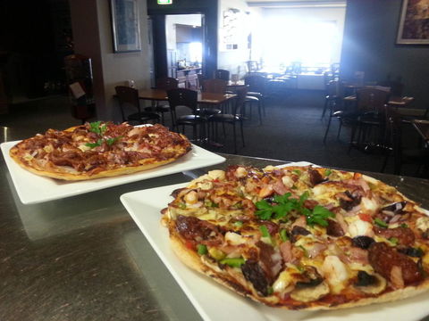 Pier Hotel Port Lincoln - Accommodation Australia 28