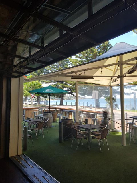 Pier Hotel Port Lincoln - Accommodation Australia 30