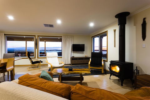 Southern Ocean Lookout - Accommodation Australia 7