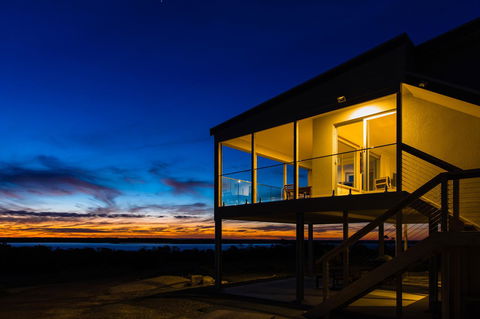 Southern Ocean Lookout - Accommodation Australia 0