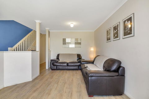 The Lighthouse - Port Willunga - C21 SouthCoast Holidays - Accommodation Australia 8