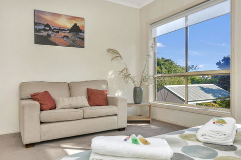 The Lighthouse - Port Willunga - C21 SouthCoast Holidays - Accommodation Australia 4