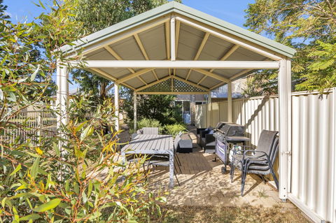 The Lighthouse - Port Willunga - C21 SouthCoast Holidays - Accommodation Australia 14