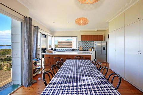 Culburra Beachhouse - Accommodation Australia 18