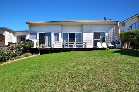 Culburra Beachhouse - Accommodation Australia 11