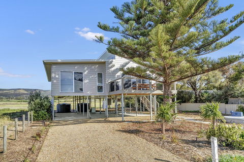 Sea View At Silver Sands - C21 SouthCoast Holidays - Accommodation Australia 13