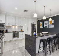 Accommodation on Lansell 2 - Accommodation Australia