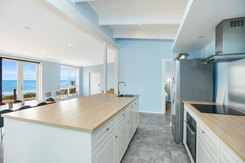 Salomon Sea Haus - Sellicks Beach - C21 SouthCoast Holidays - Accommodation Australia 8