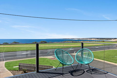 Sorrento - Aldinga Beach - Accommodation Australia 7