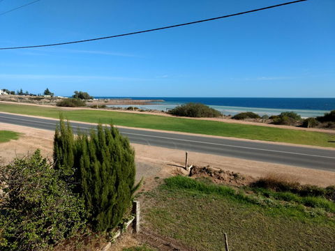 Seafront Shack - Accommodation Australia 0