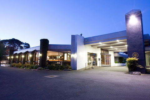 The Commodore - Accommodation Australia 1