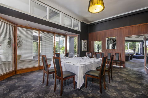 The Commodore - Accommodation Australia 4