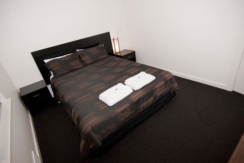 The Commodore - Accommodation Australia 17