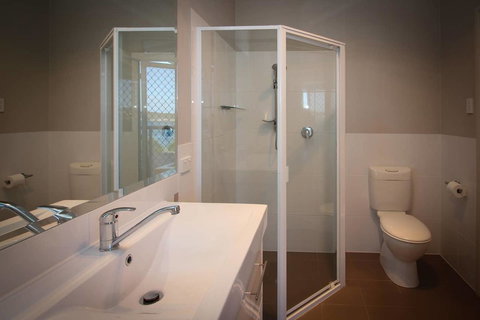 Waterfront On Osprey - Australia Shopping 23