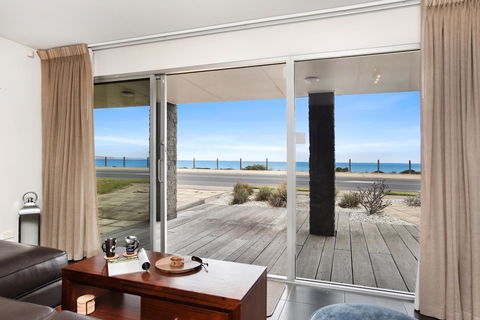 Esplanade Escape - Accommodation Australia 29