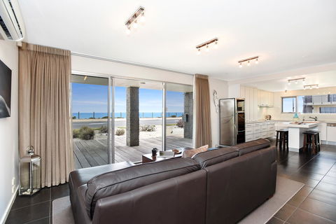 Esplanade Escape - Accommodation Australia 1