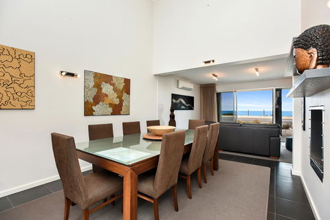 Esplanade Escape - Accommodation Australia 20