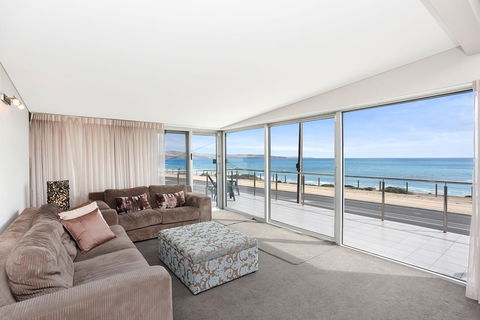 Esplanade Escape - Accommodation Australia 18
