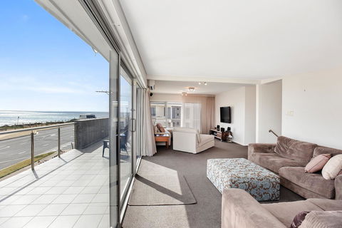 Esplanade Escape - Accommodation Australia 28
