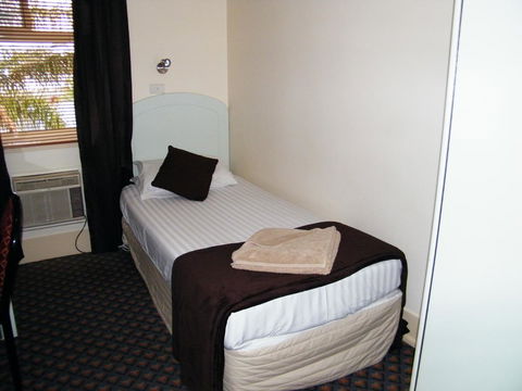 Grand Tasman Hotel - Australia Shopping 22