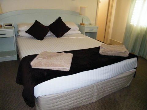 Grand Tasman Hotel - Australia Shopping 36
