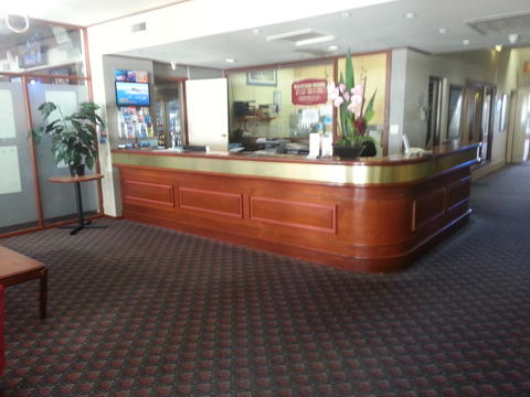 Grand Tasman Hotel - Australia Shopping 20