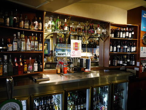 Grand Tasman Hotel - Australia Shopping 9