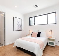 Brand new affordable luxury 3 bedroom 3 bathrooms house close to Adelaide city Chinatown beach Adelaide Airport - Accommodation Australia