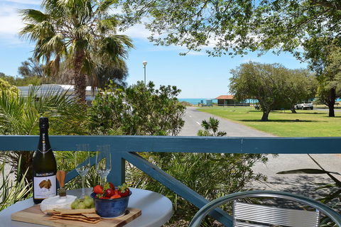 BIG4 Port Elliot Holiday Park - Accommodation Australia 5