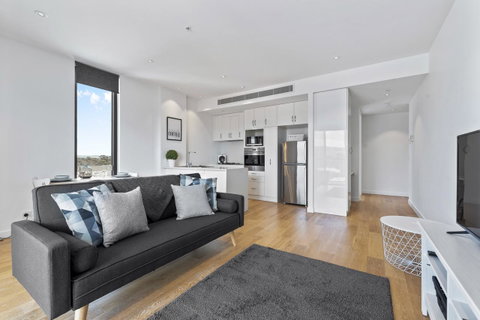 Views On Surflen - Bed n Breakfasts 2