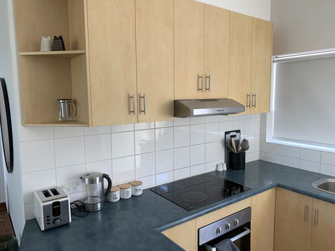 Sunshine Four - Accommodation Australia 21