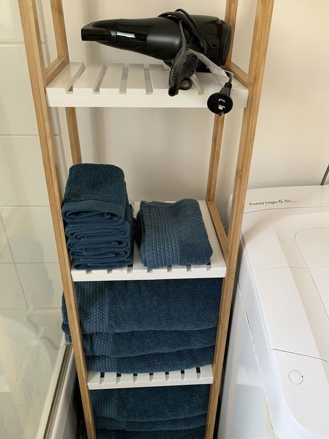 Sunshine Four - Accommodation Australia 38