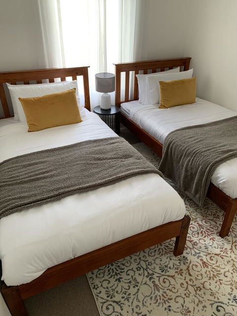 Sunshine Four - Accommodation Australia 36