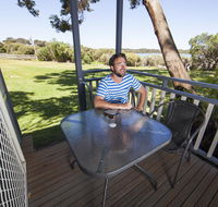 Lakeside Tourist Park - Accommodation Australia