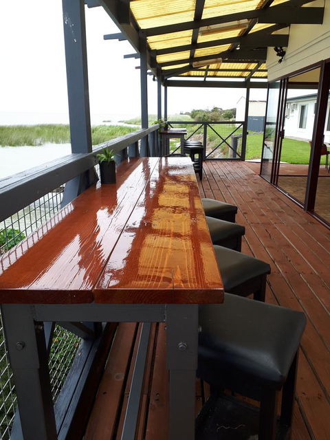 Meningie Waterfront Motel - Accommodation Australia 39