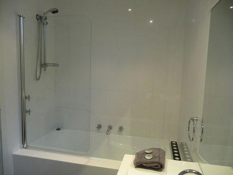 2 Austinmer Studio - Accommodation Australia 7