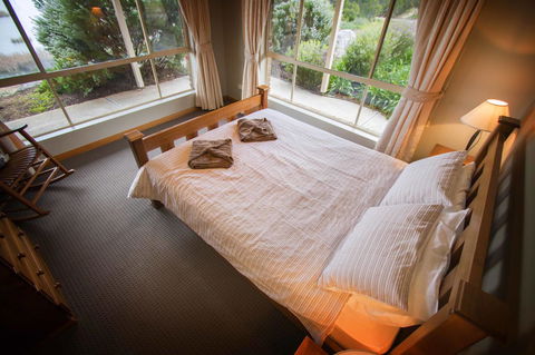 Limestone Ridge - Accommodation Australia 6